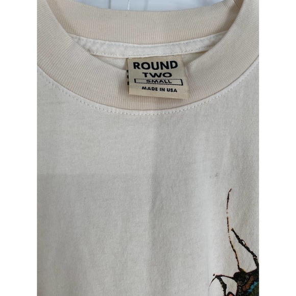 Round Two Creme For Bugs everywhere sz S NWOT MEns - Picture 2 of 3